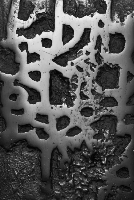 Jean-Paul Blais, bas-relief, bois courbé patiné